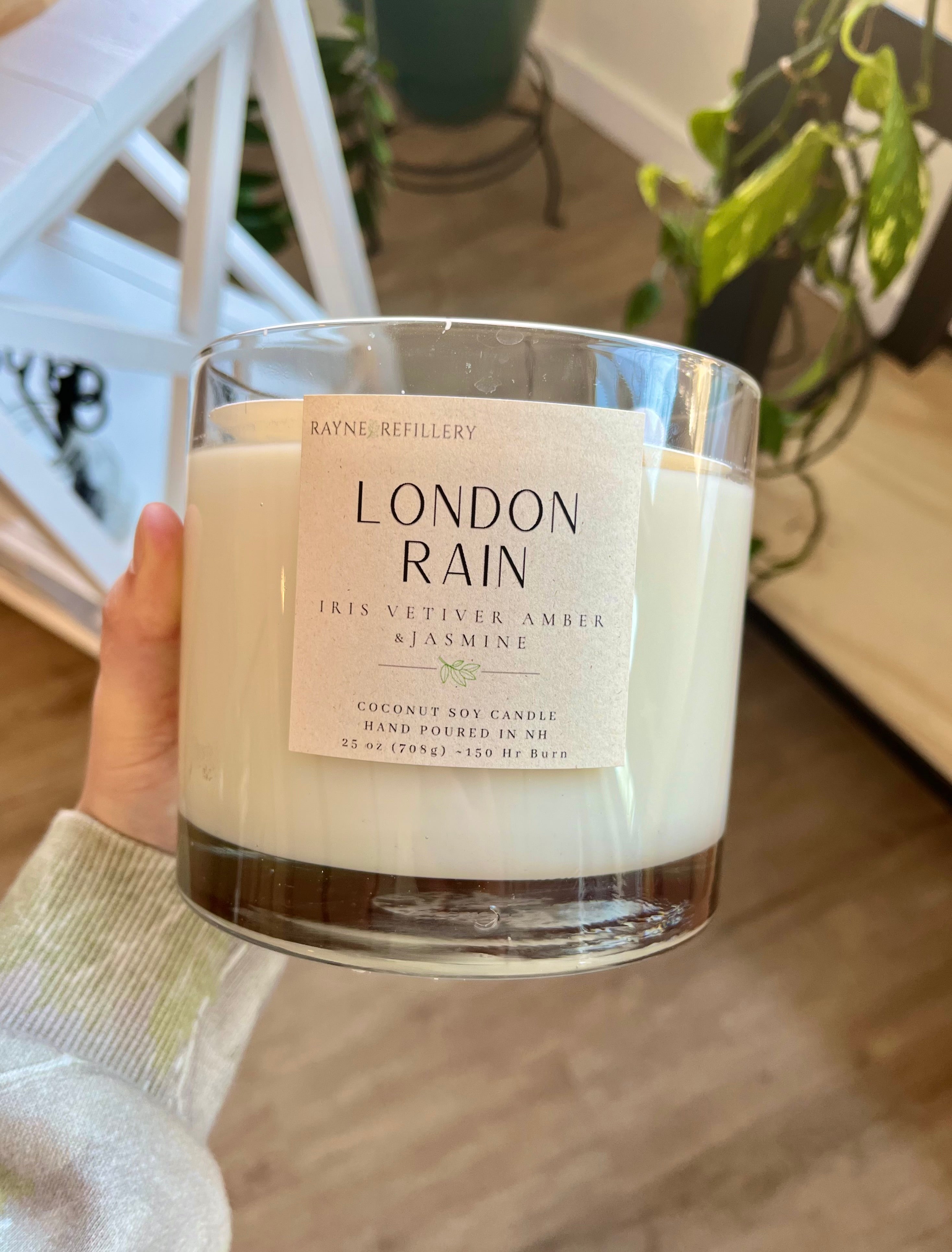 London Rain - Coconut Soy Wax Candle