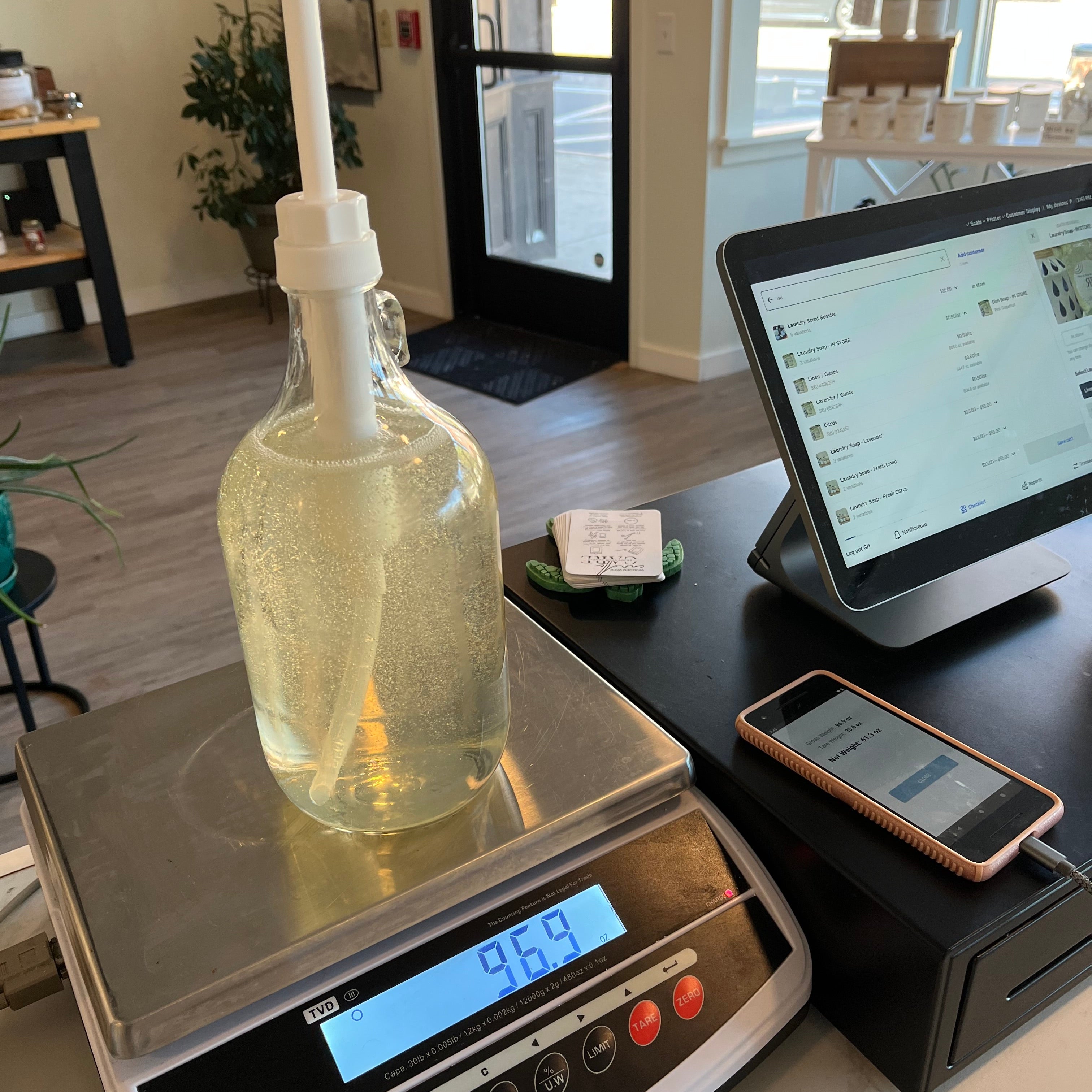 How to Properly Refill and Reuse Your Cleaning Products