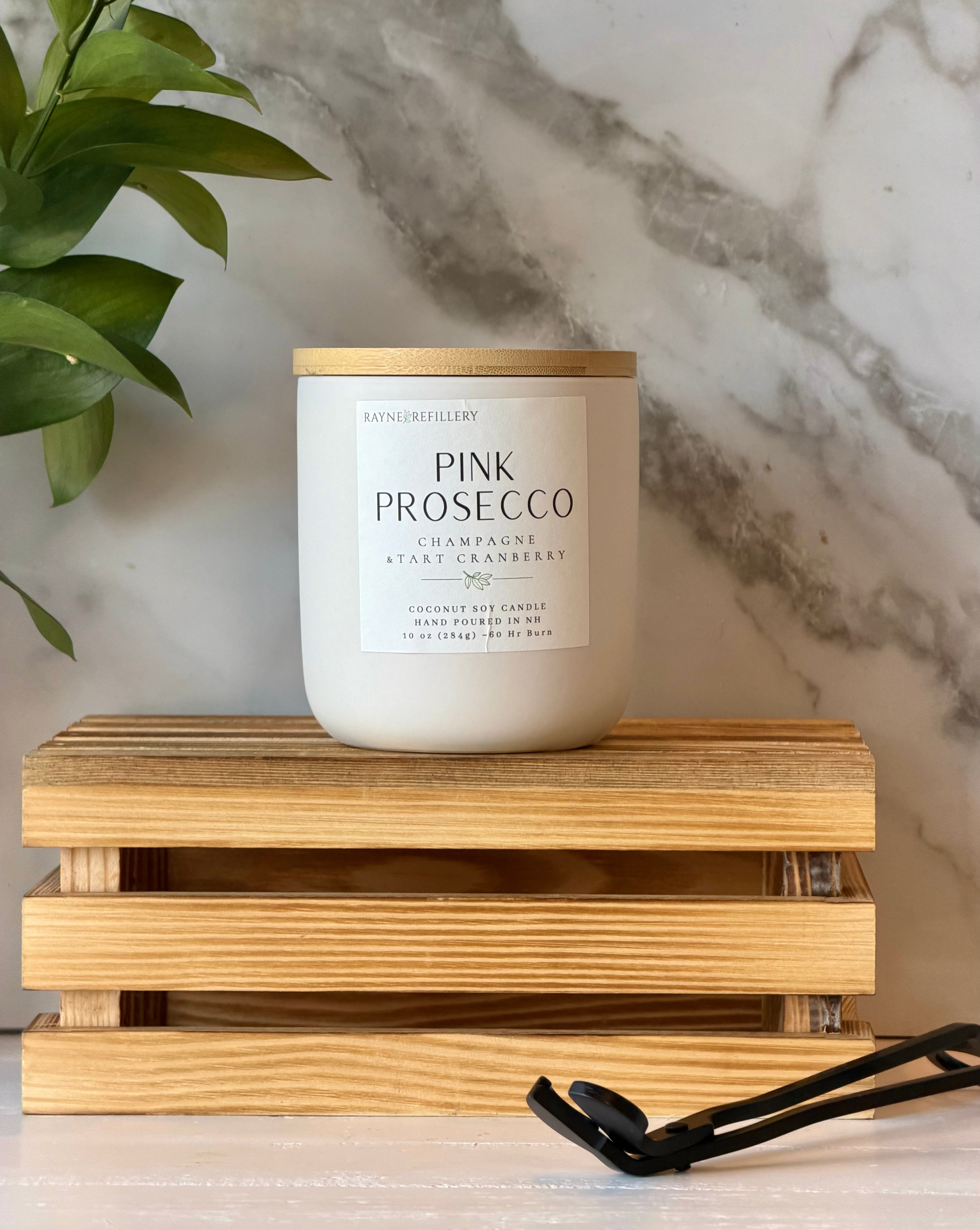 Pink Prosecco Coconut Soy Candle – Cranberry & Champagne