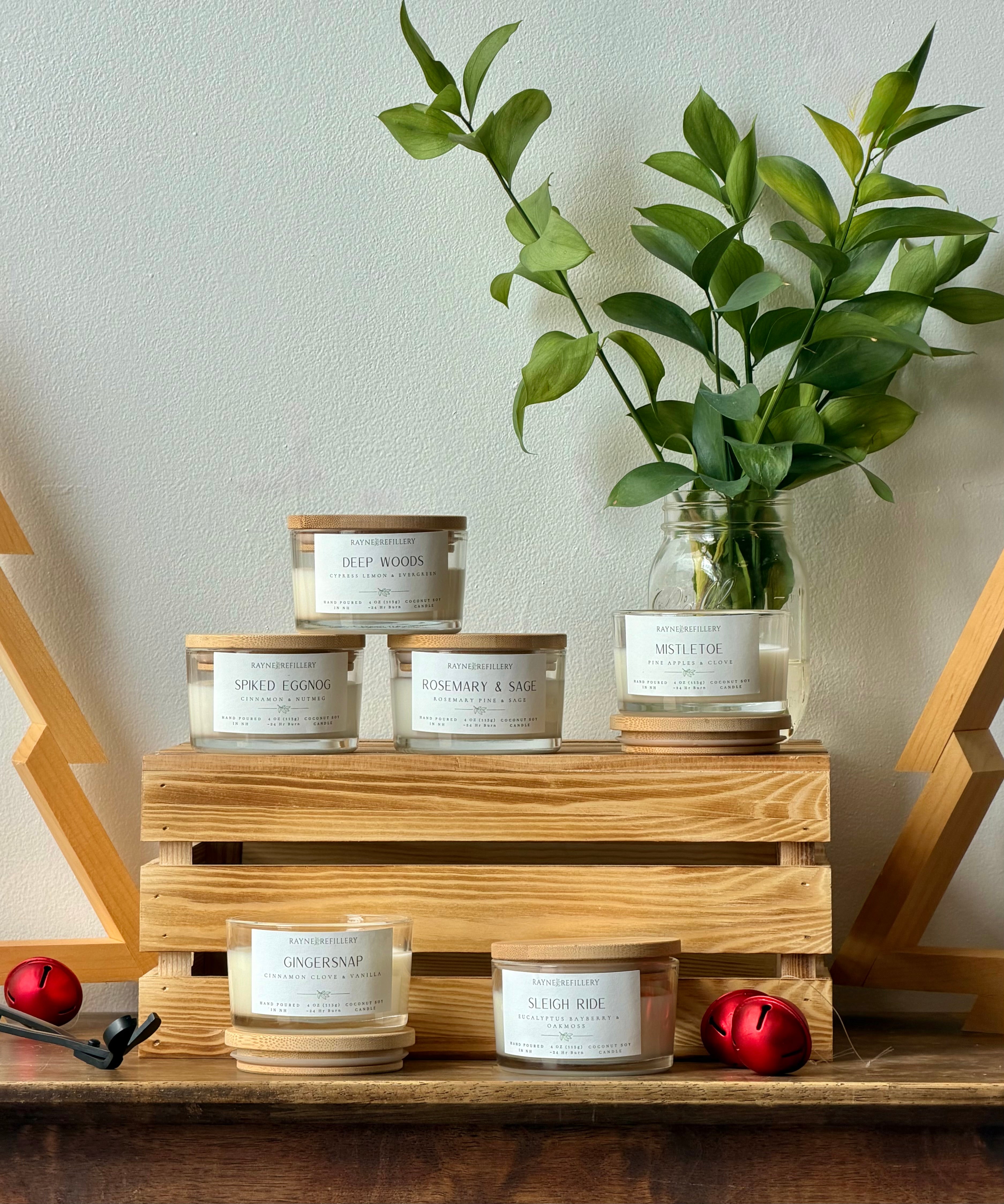 Mistletoe Christmas Candle | Pine, Apple & Clove Coconut Soy Wax